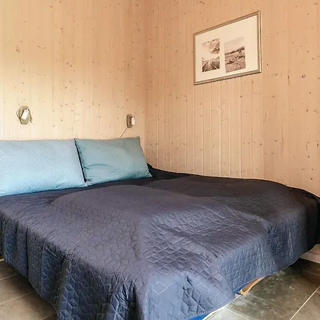 5 Star In * Lokken
